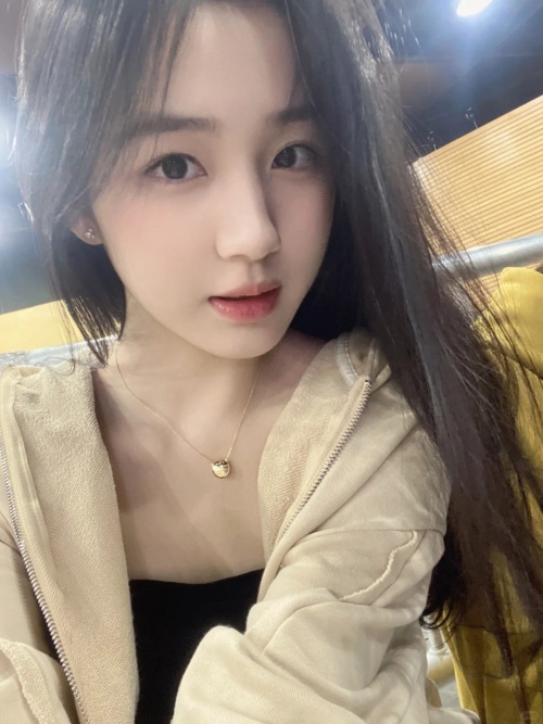 课间休息拍一组～_1_只有一个酒窝_来自小红书网页版.jpg